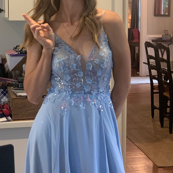 Beautiful Sequin Formal Gown (PromGirl Size 2) Ice Blue - Picture 1 of 7